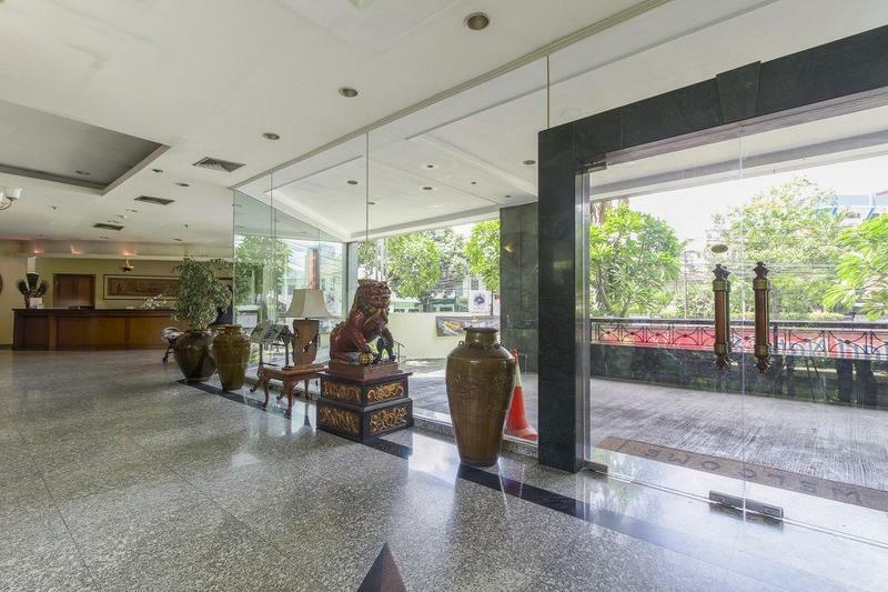 Reddoorz Plus Near Monumen Nasional Jakarta Luaran gambar