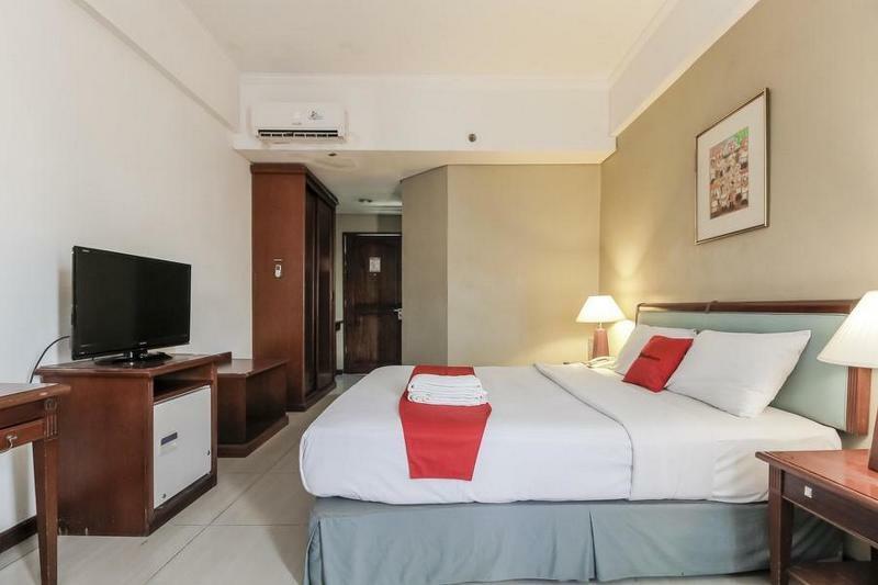 Reddoorz Plus Near Monumen Nasional Jakarta Luaran gambar